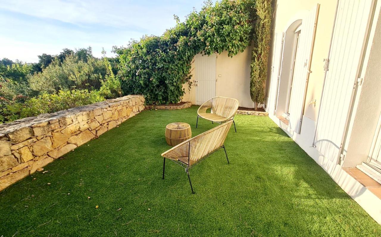 Superbe Villa-Domaine Avec Golf Piscine Et Tennis Saint-Cyr-sur-Mer Exterior photo