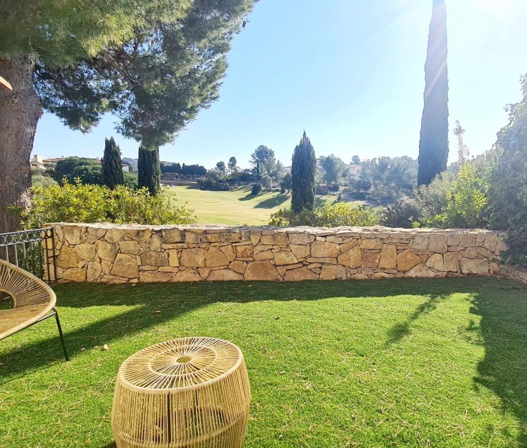 Superbe Villa-Domaine Avec Golf Piscine Et Tennis Saint-Cyr-sur-Mer Exterior photo