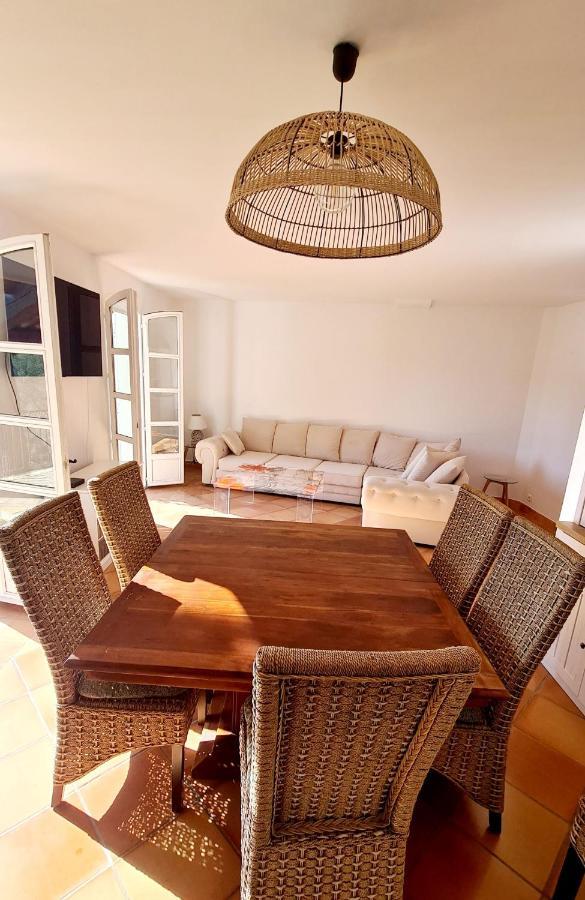 Superbe Villa-Domaine Avec Golf Piscine Et Tennis Saint-Cyr-sur-Mer Exterior photo
